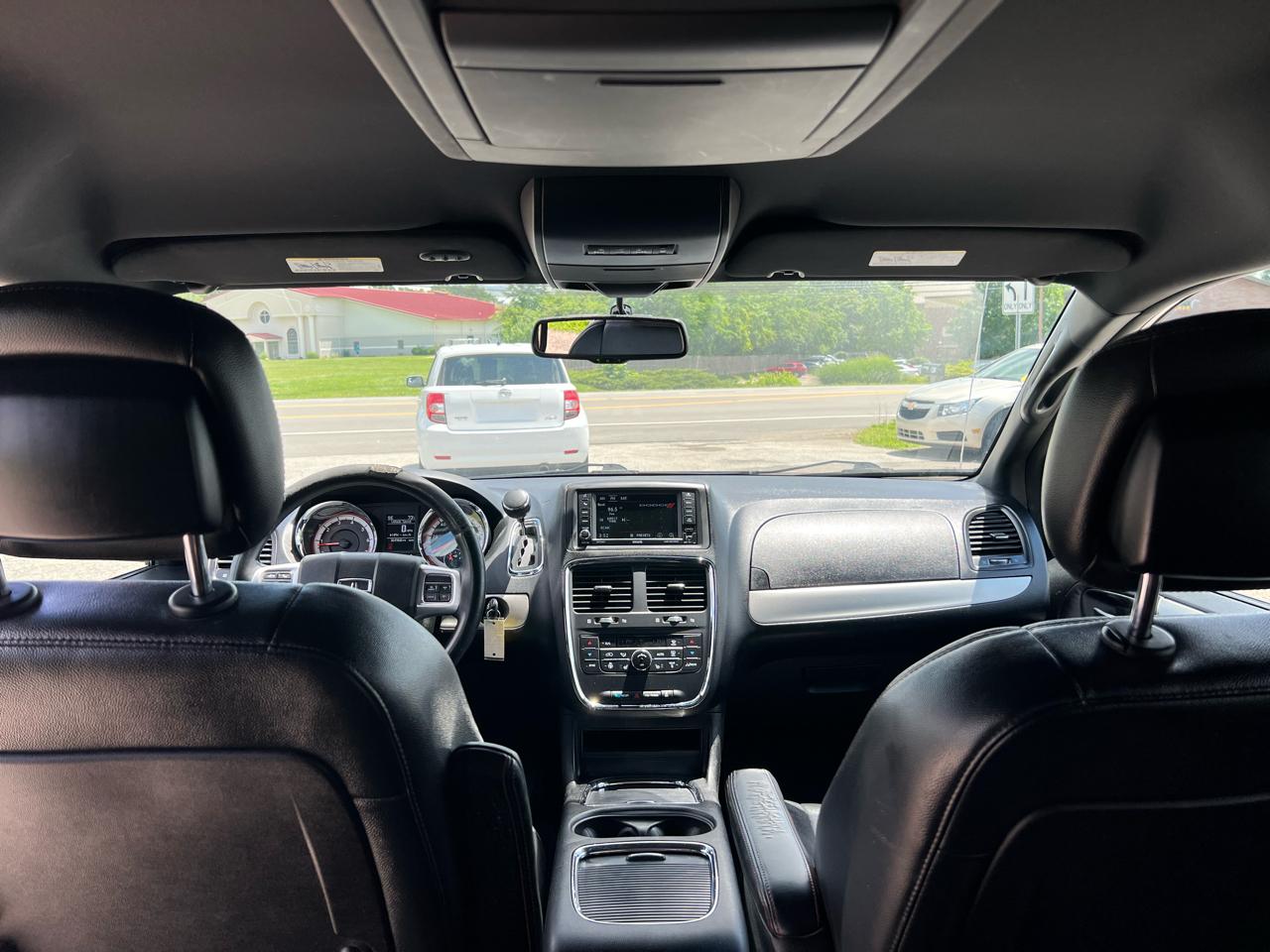 Dodge Grand Caravan R/T 2013