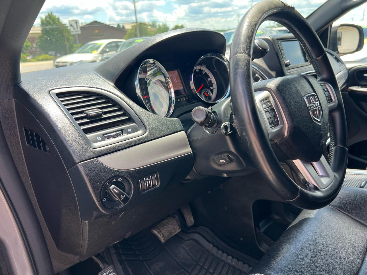 Dodge Grand Caravan R/T 2013