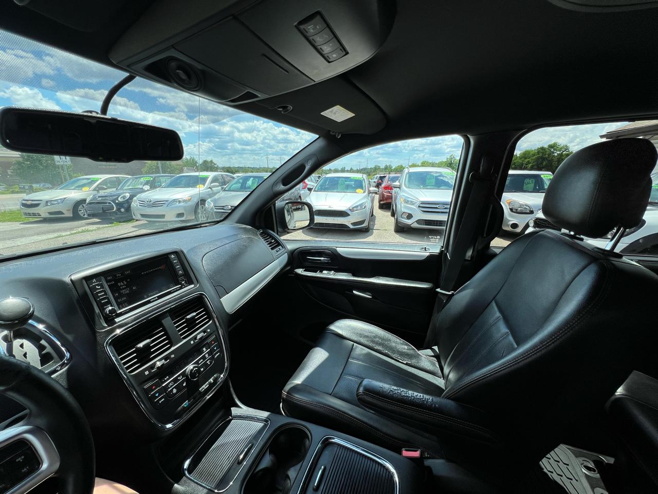 Dodge Grand Caravan R/T 2013