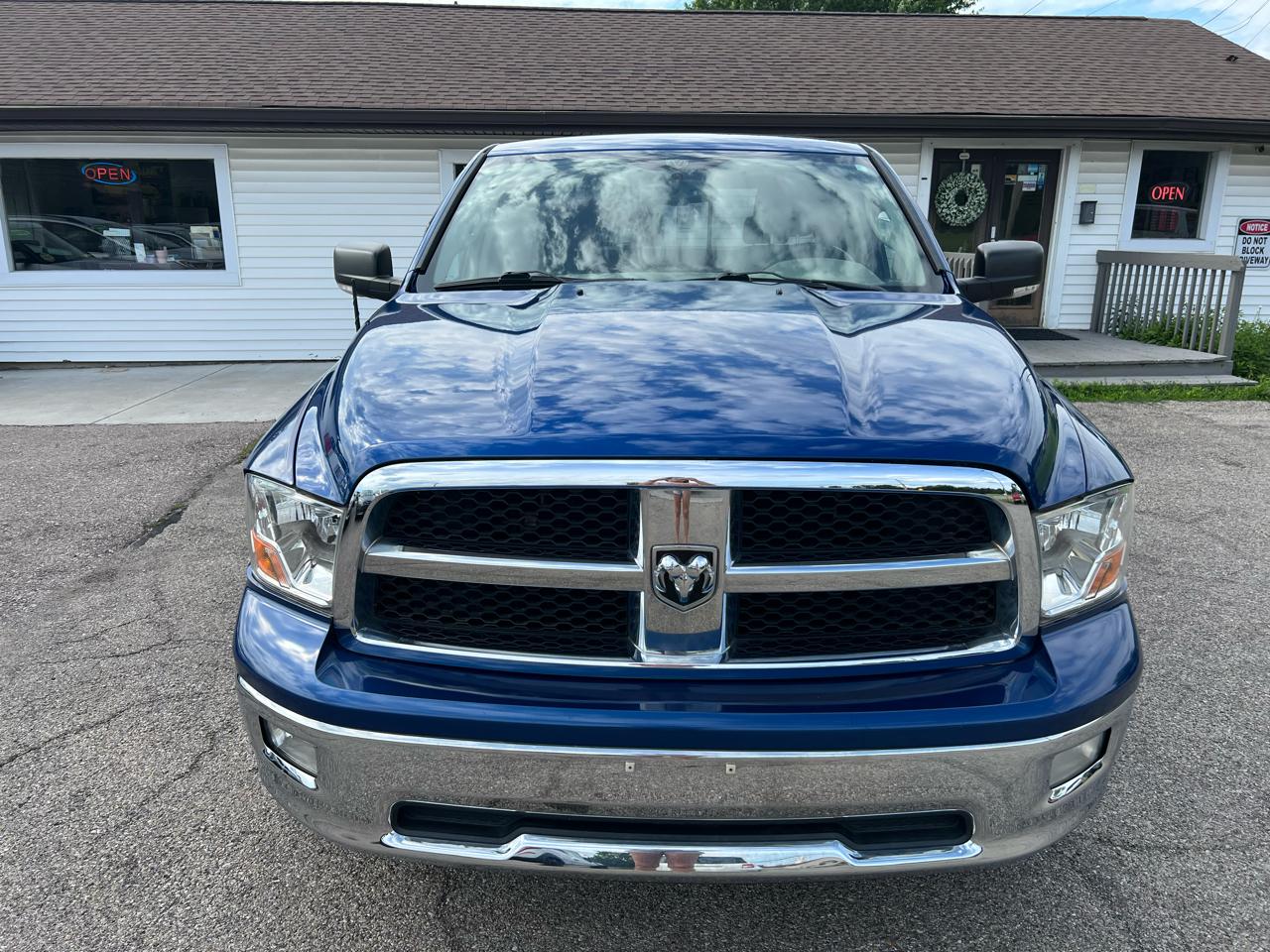Dodge Ram 1500 SLT Quad Cab 4WD 2009