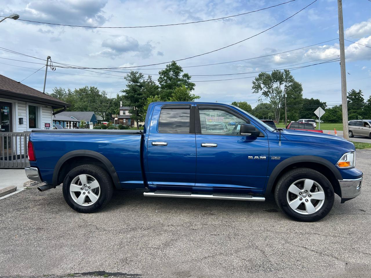 Dodge Ram 1500 SLT Quad Cab 4WD 2009