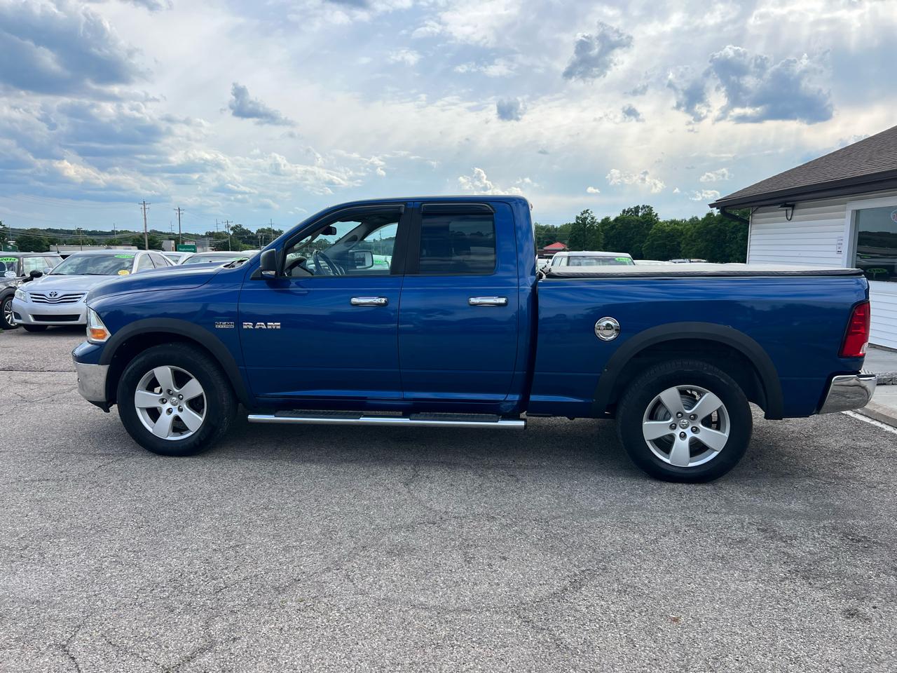 Dodge Ram 1500 SLT Quad Cab 4WD 2009
