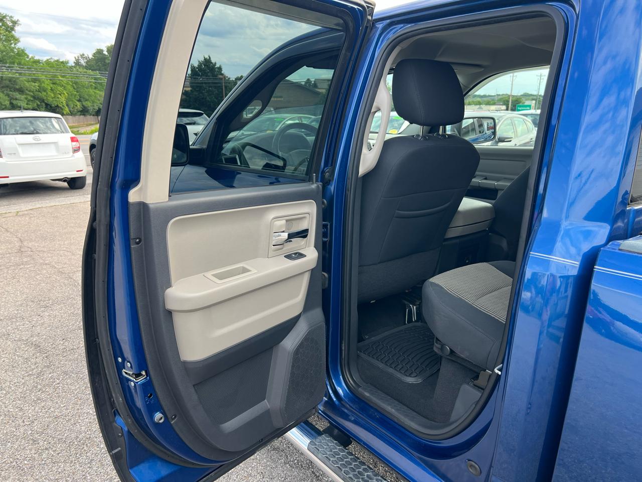 Dodge Ram 1500 SLT Quad Cab 4WD 2009