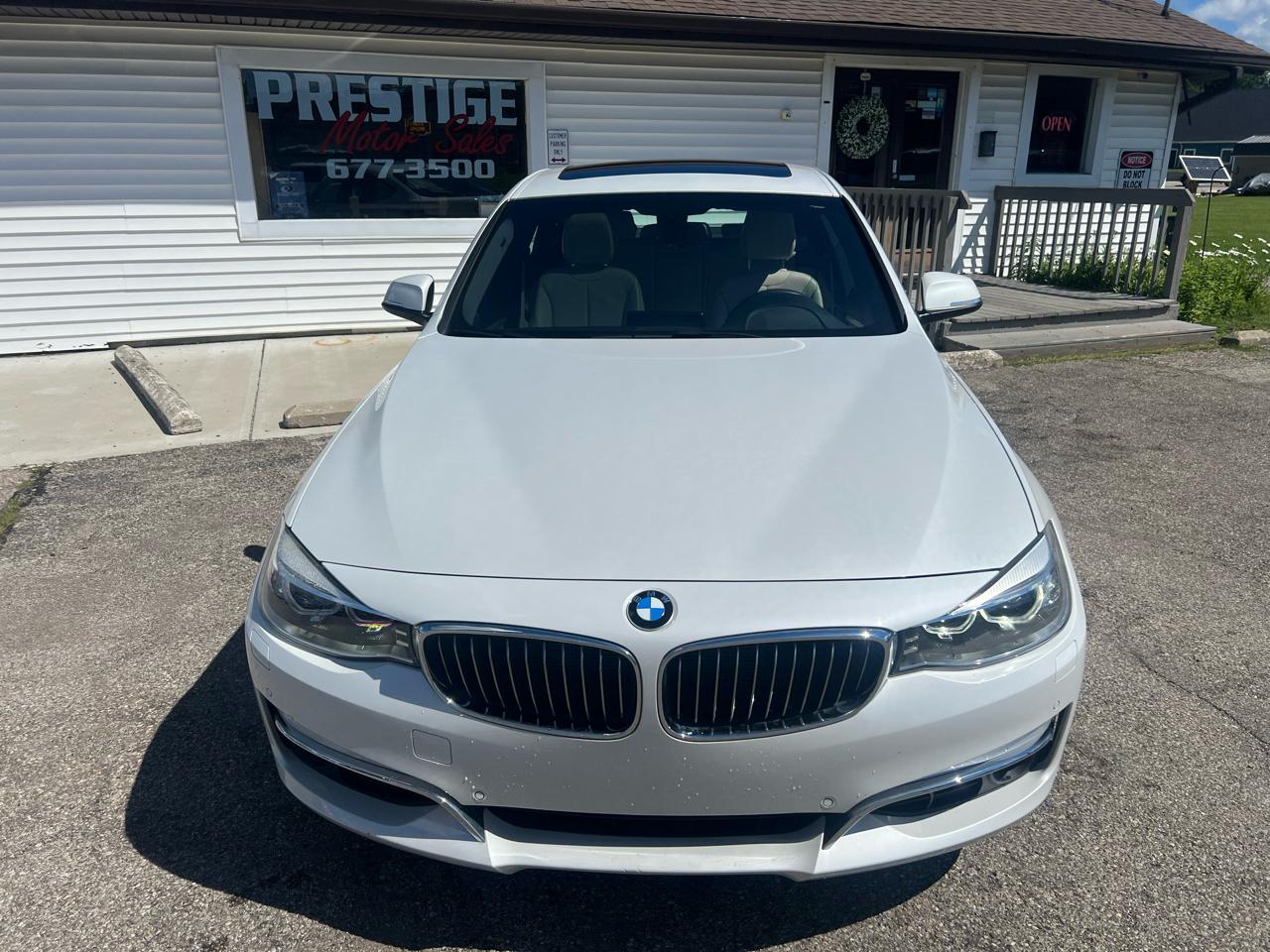 BMW 3-Series Gran Turismo 328i xDrive SULEV 2016