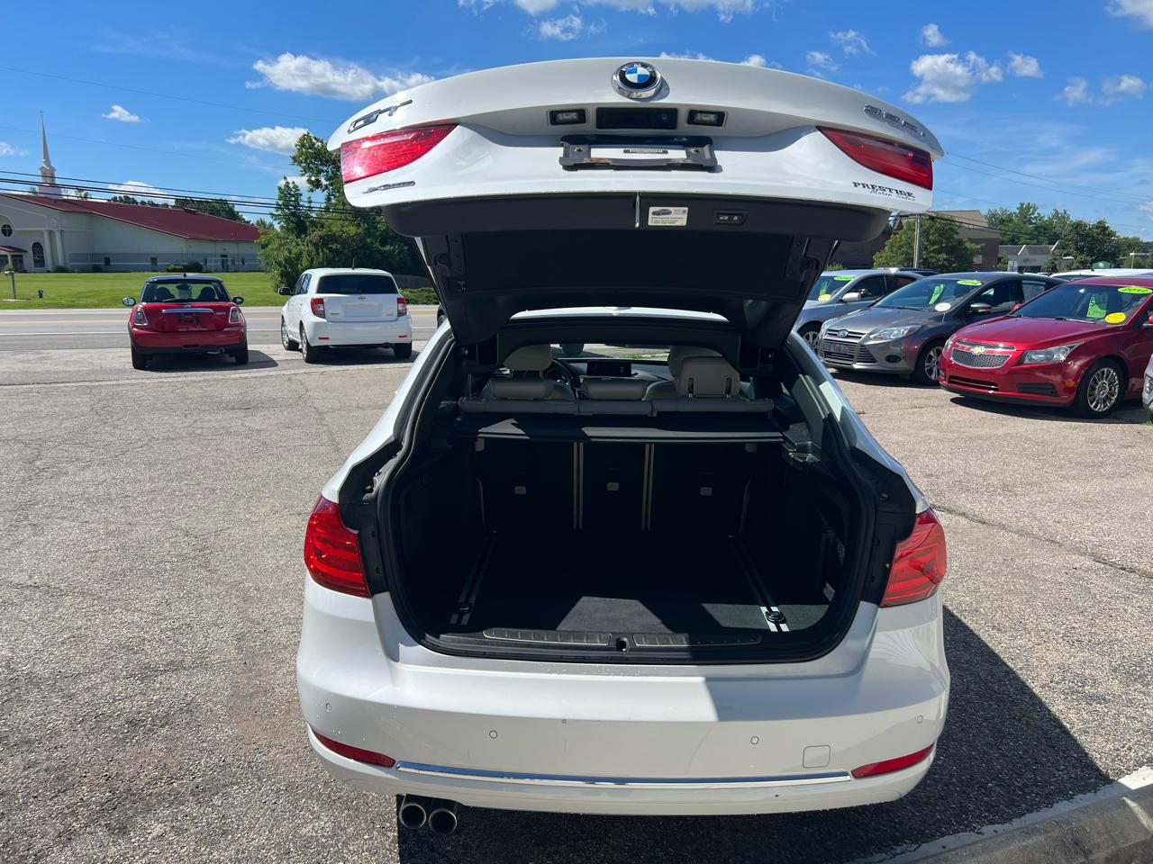 BMW 3-Series Gran Turismo 328i xDrive SULEV 2016