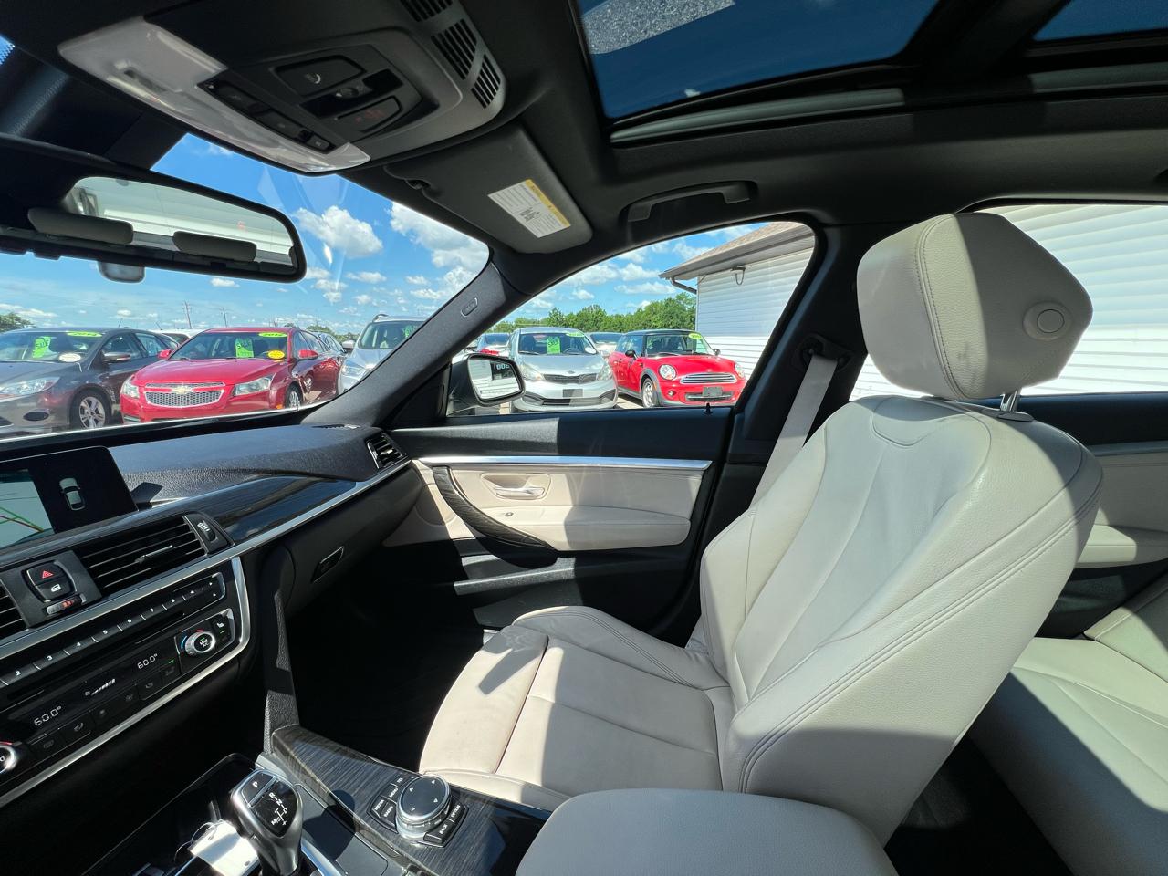 BMW 3-Series Gran Turismo 328i xDrive SULEV 2016