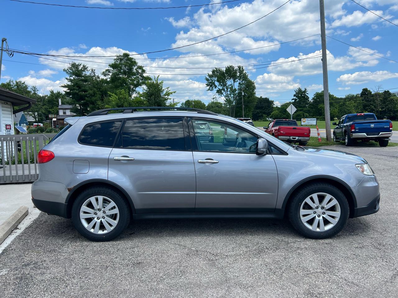 Subaru Tribeca Limited 5-Passenger 2009