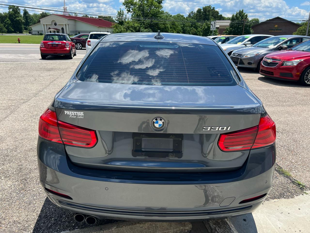 BMW 3-Series 330i SULEV Sedan 2017
