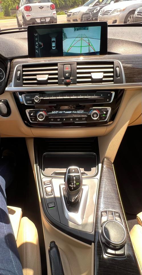 BMW 3-Series 330i SULEV Sedan 2017