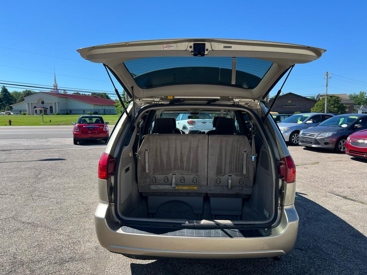 Toyota Sienna XLE 2005