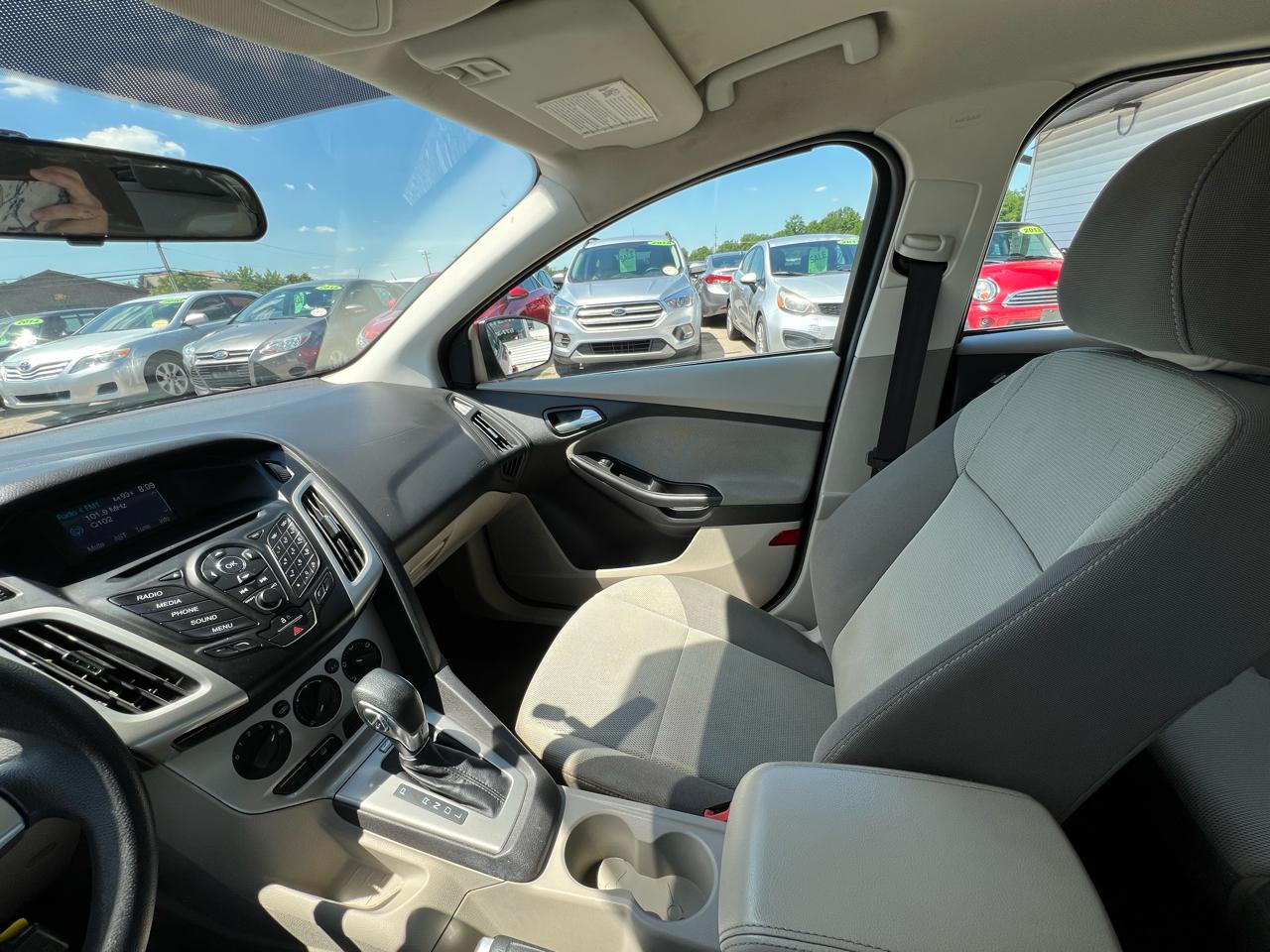 Ford Focus SE Hatch 2014
