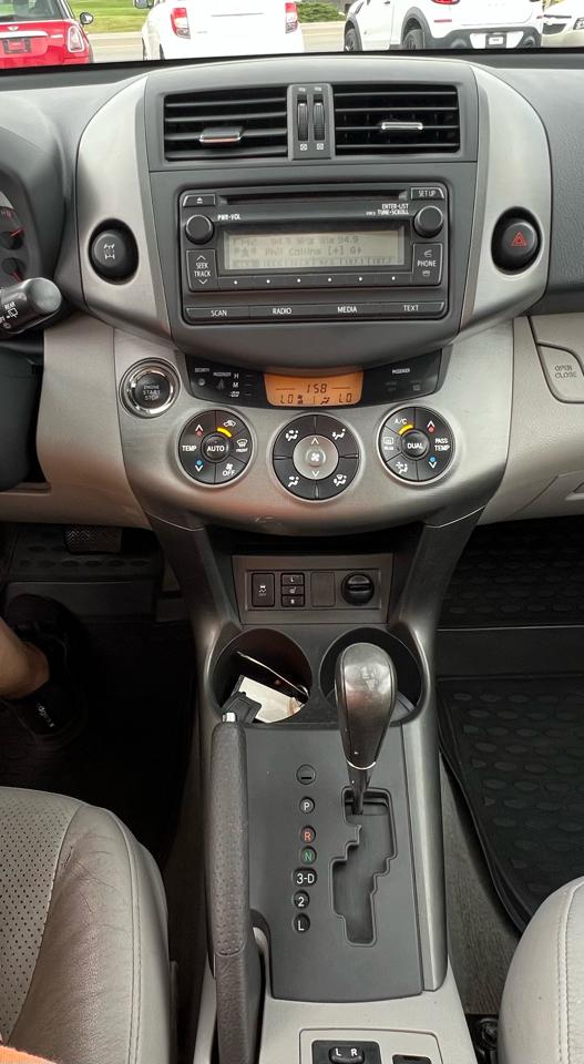 Toyota RAV4 Limited I4 4WD 2012
