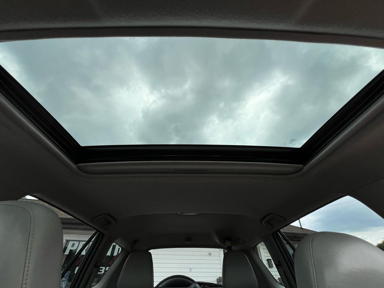 Toyota RAV4 Limited I4 4WD 2012