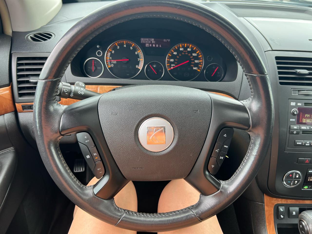 Saturn Outlook XR FWD 2007