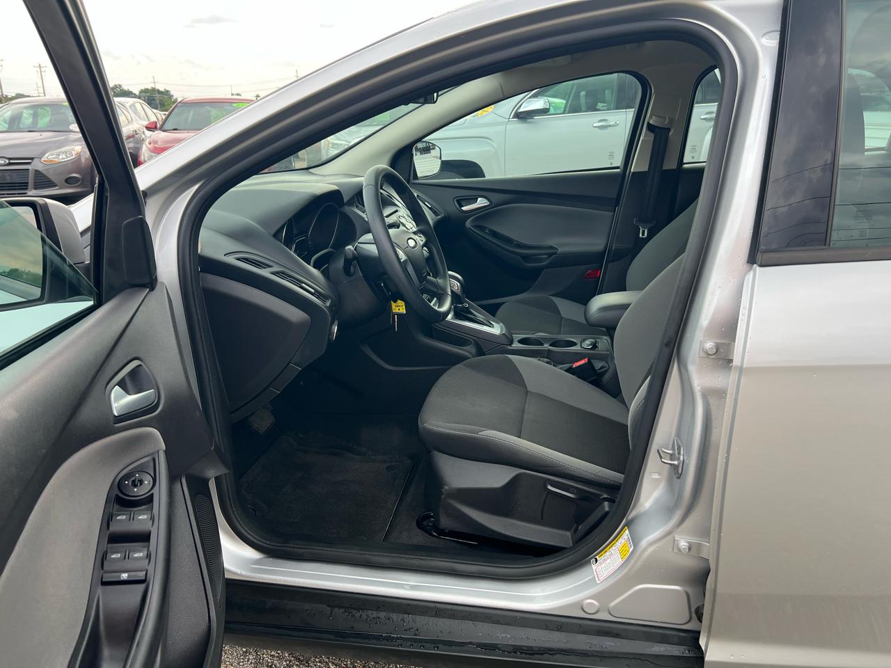 Ford Focus SE Hatch 2014