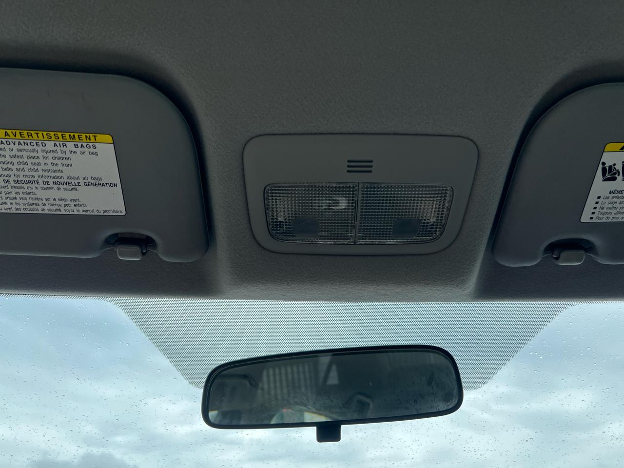 Toyota Yaris Sedan 4-Speed AT 2009