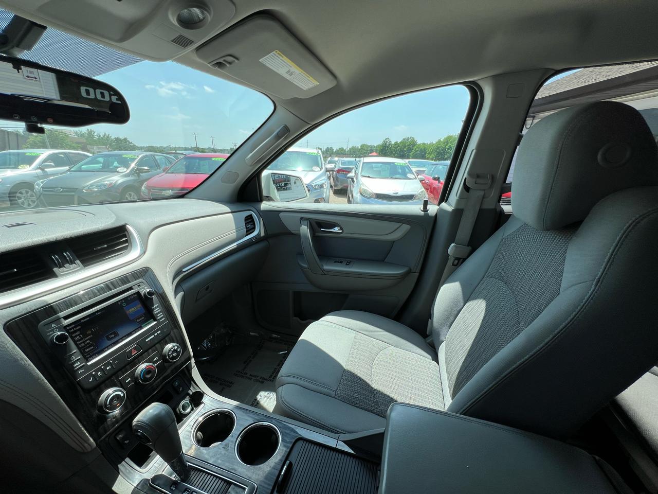 Chevrolet Traverse 1LT FWD 2014