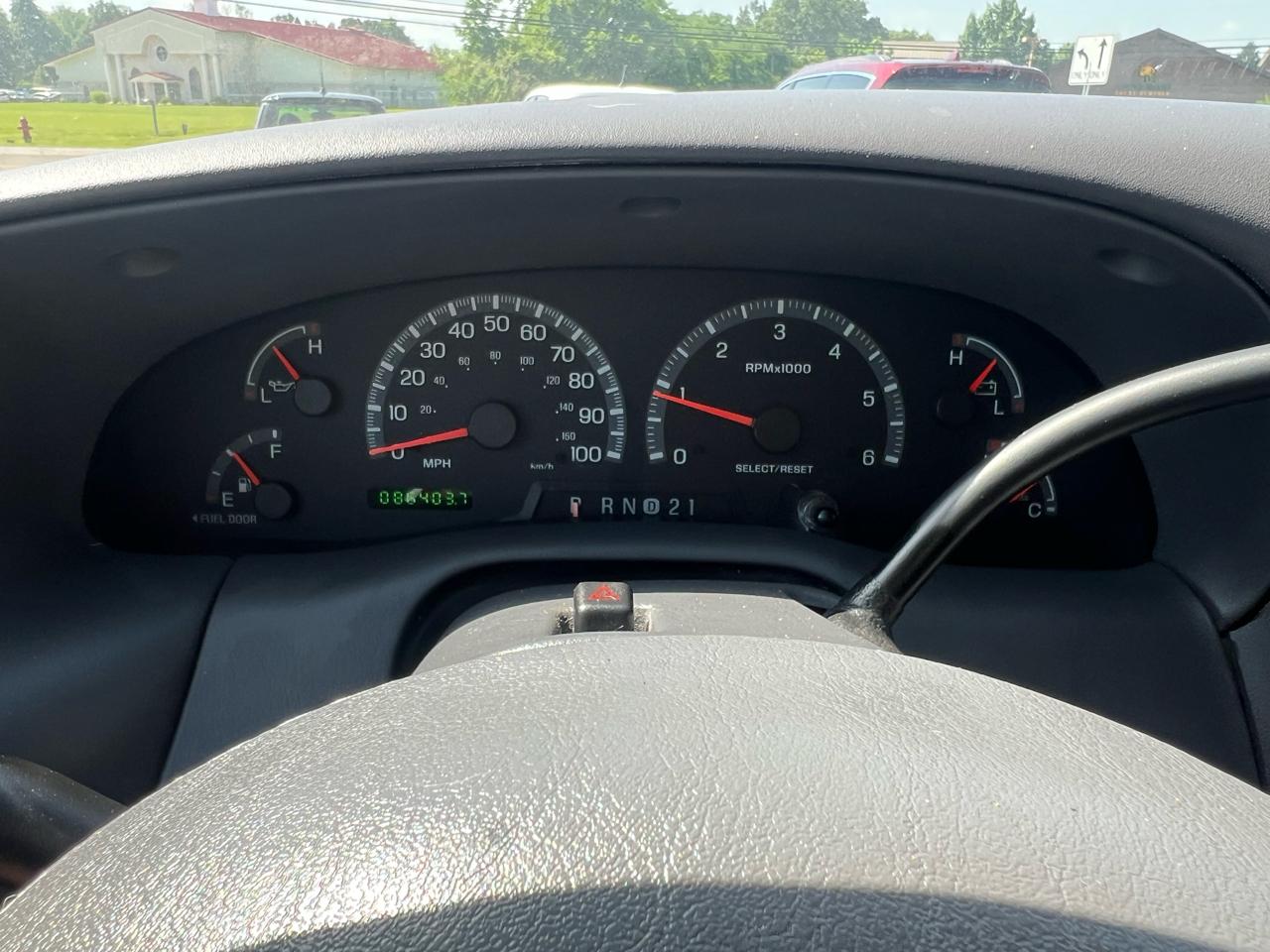 Ford F-150 XL SuperCab Short Bed 2WD 2002