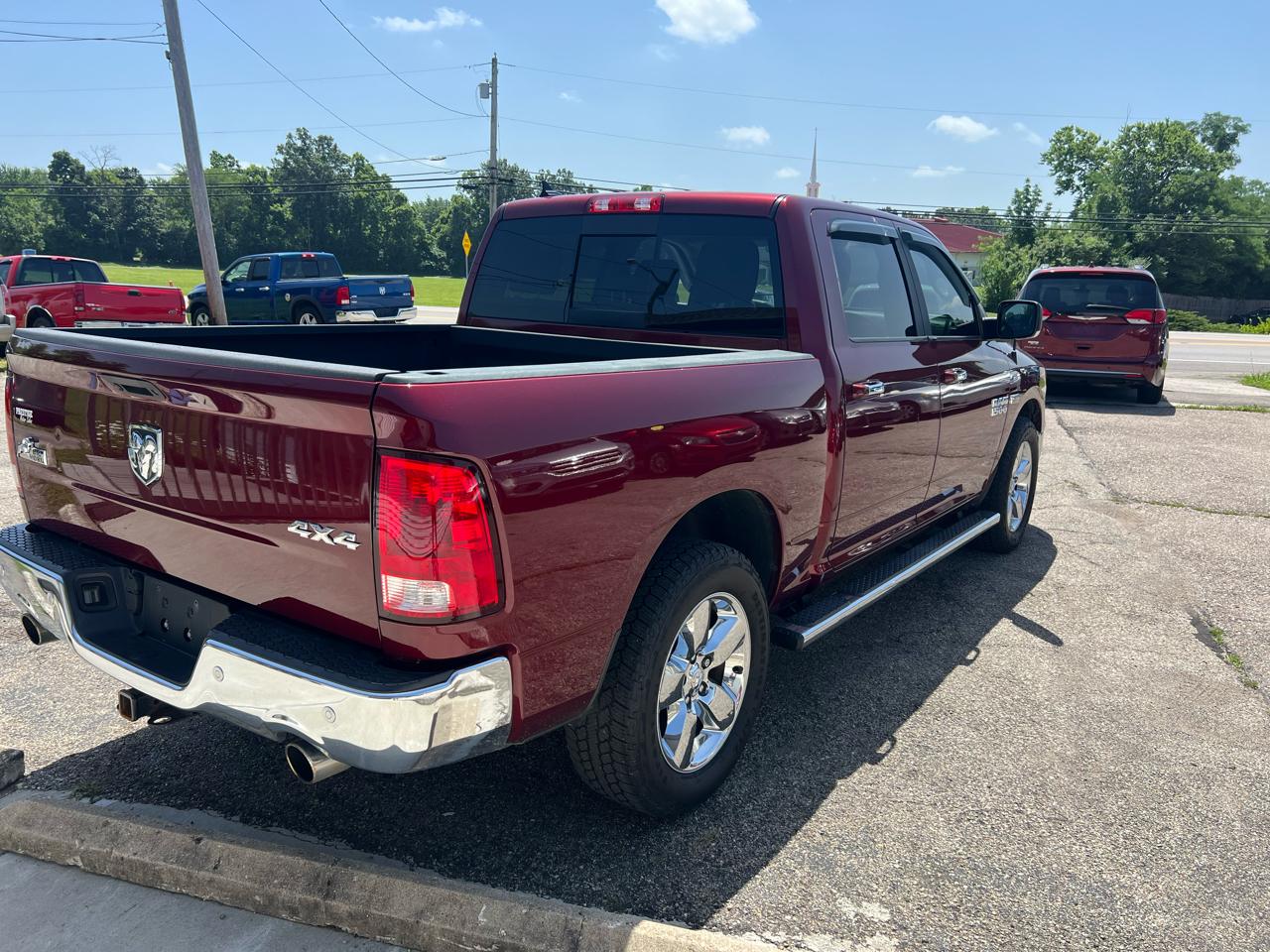 RAM 1500 SLT Crew Cab SWB 4WD 2018