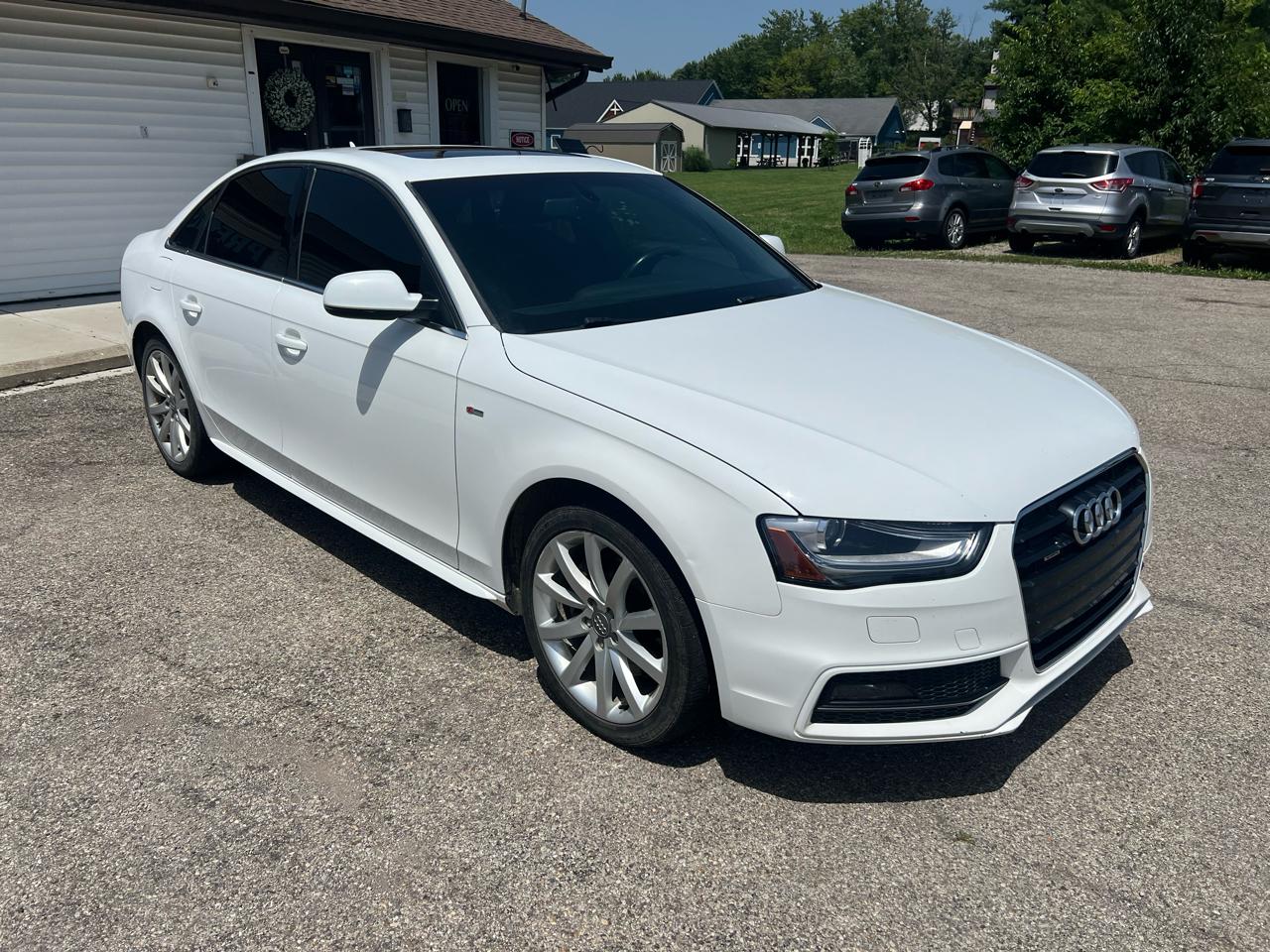 Audi A4 2.0T Sedan quattro Tiptronic 2014