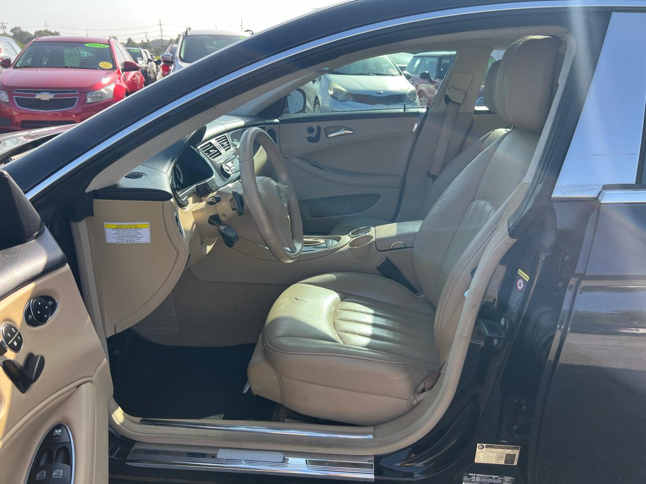 Mercedes-Benz CLS-Class CLS550 2011