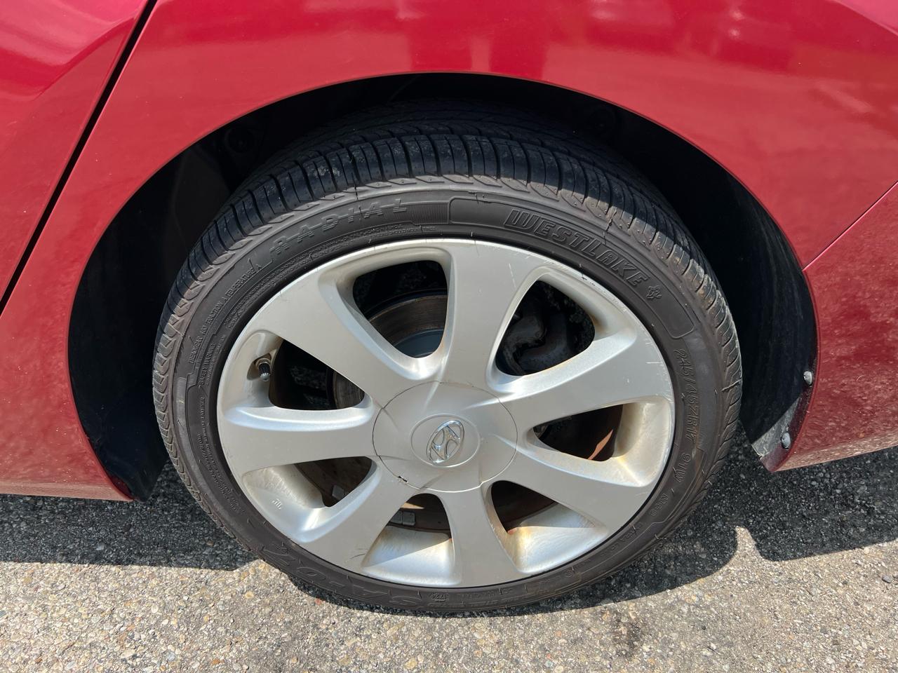 Hyundai Elantra Limited 2013