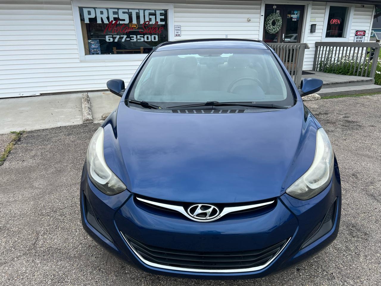 Hyundai Elantra SE 6AT 2016