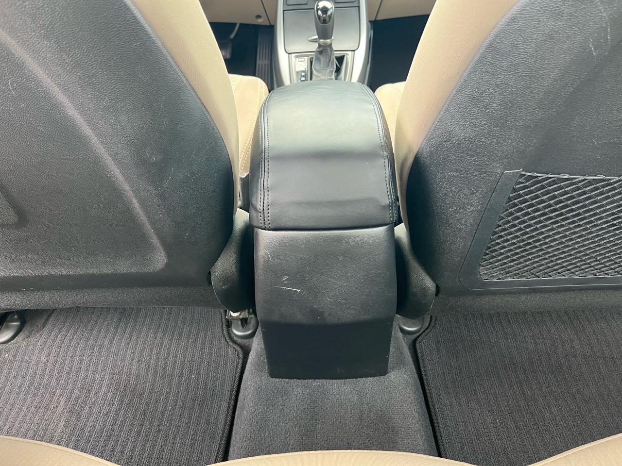 Hyundai Elantra SE 6AT 2016