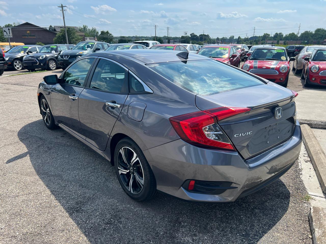 Honda Civic Touring Sedan CVT 2016