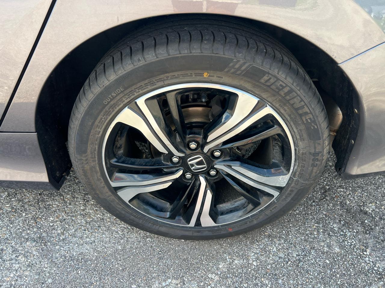 Honda Civic Touring Sedan CVT 2016