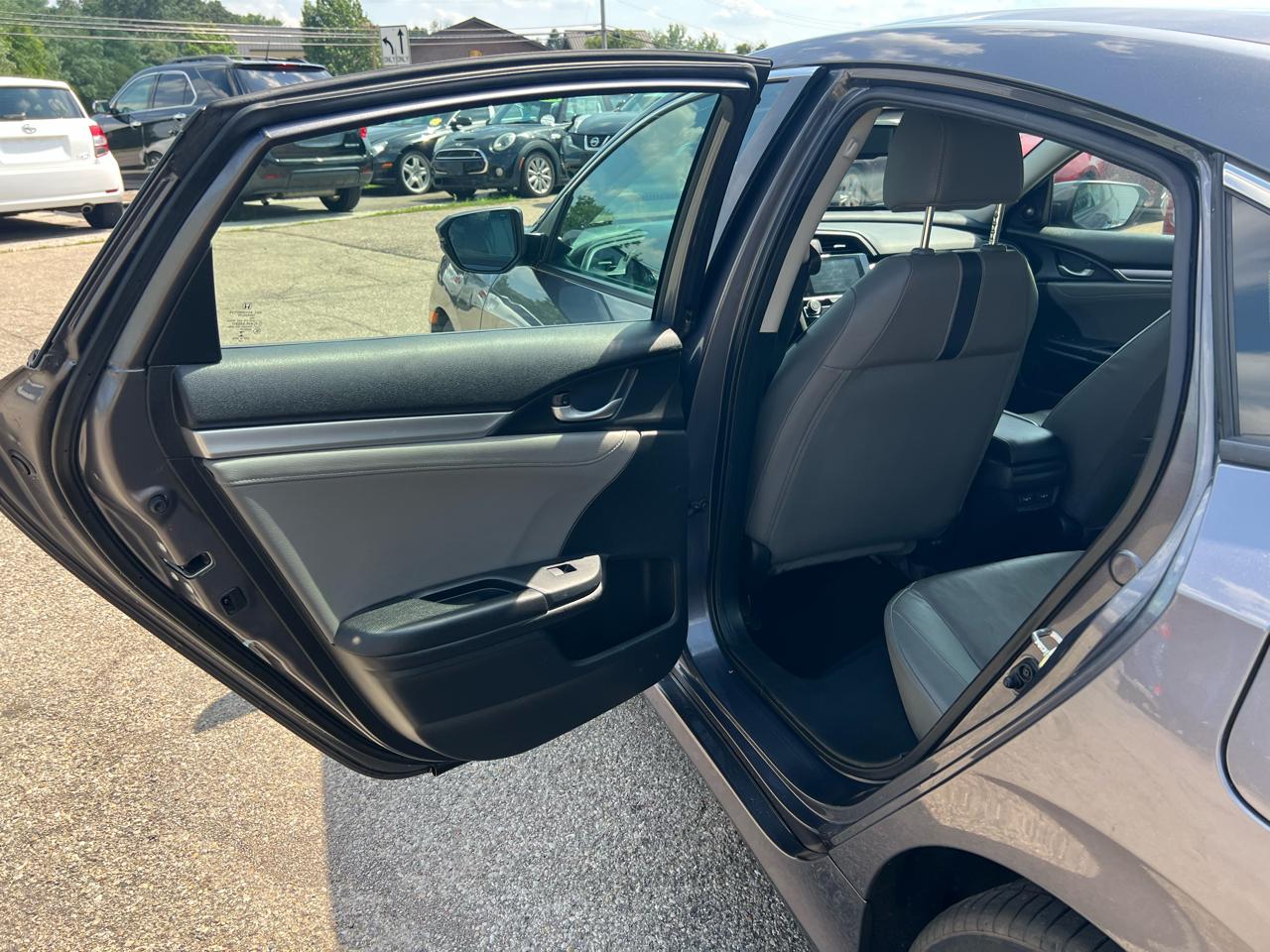 Honda Civic Touring Sedan CVT 2016