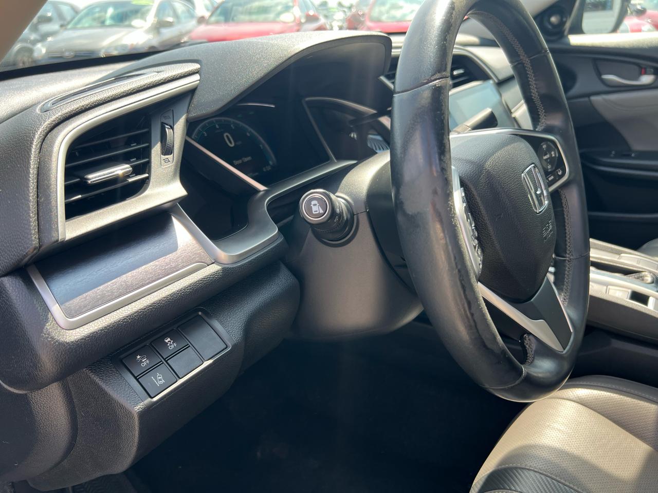 Honda Civic Touring Sedan CVT 2016