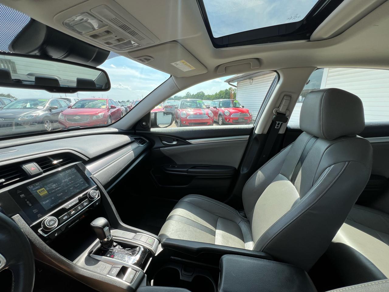 Honda Civic Touring Sedan CVT 2016