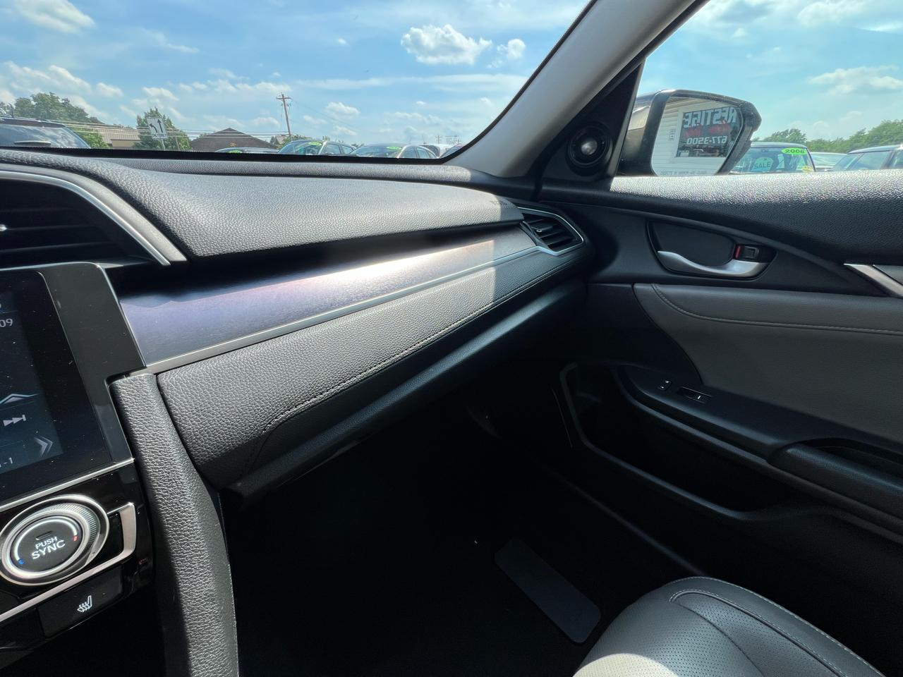Honda Civic Touring Sedan CVT 2016