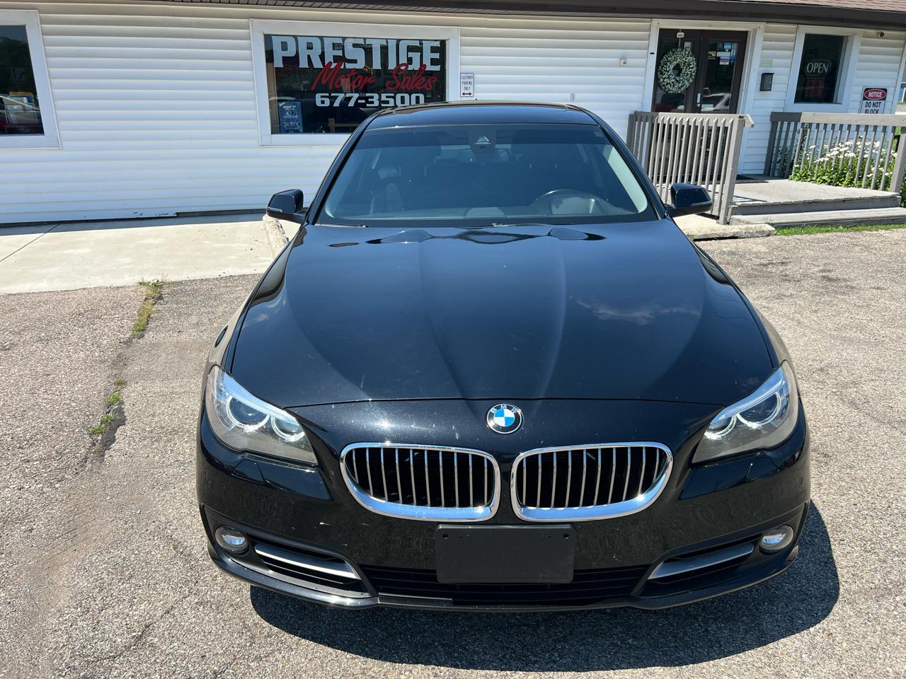 BMW 5-Series 528i xDrive 2016