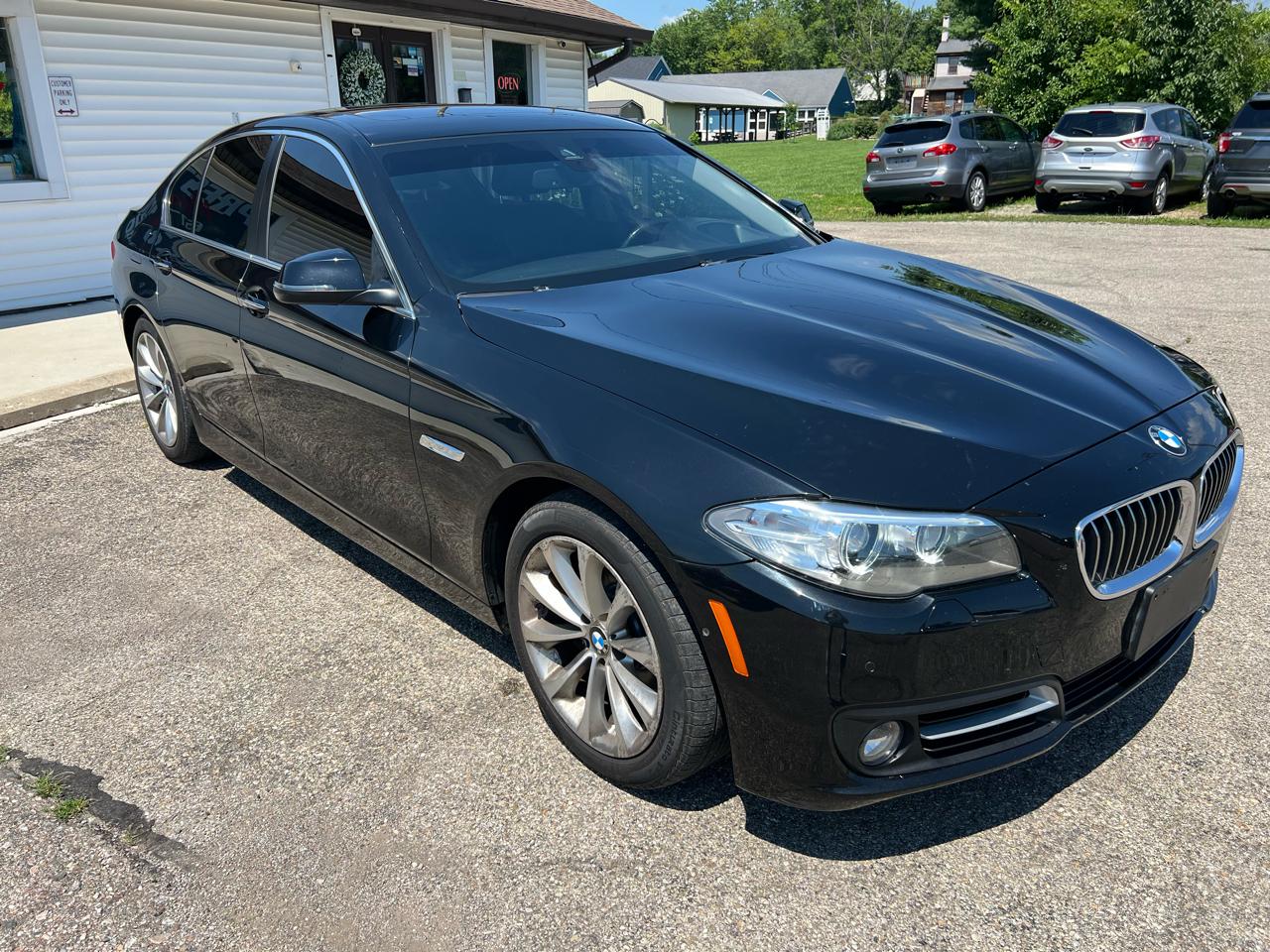 BMW 5-Series 528i xDrive 2016