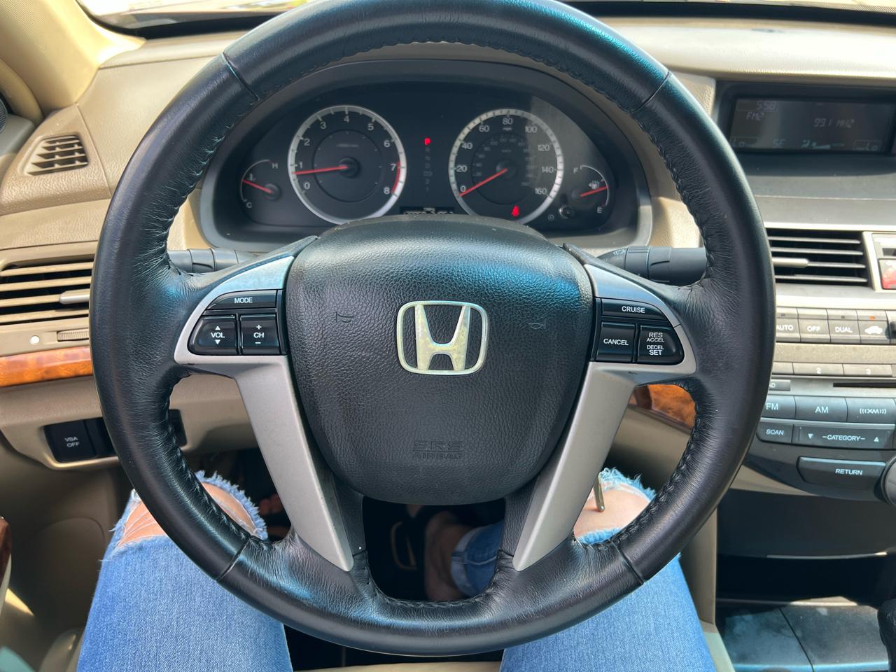 Honda Accord EX-L V-6 Sedan AT 2009