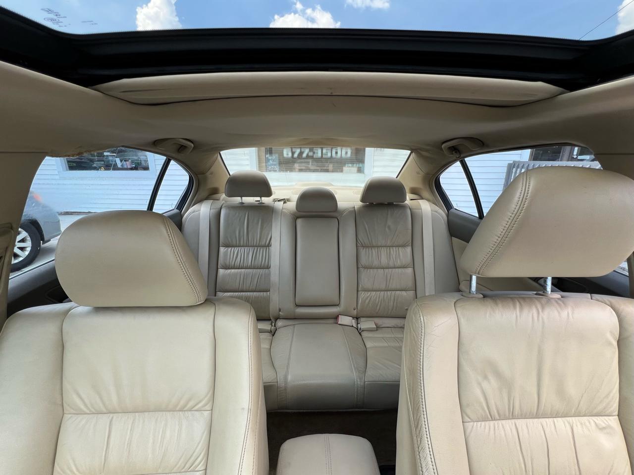 Honda Accord EX-L V-6 Sedan AT 2009