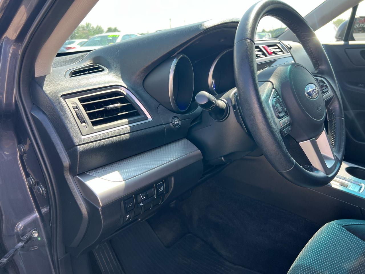 Subaru Outback 2.5i Premium 2015