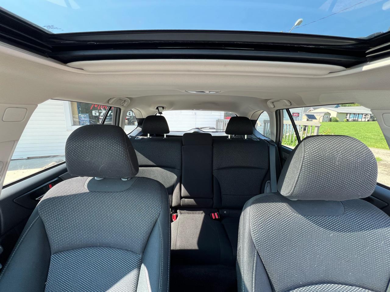 Subaru Outback 2.5i Premium 2015