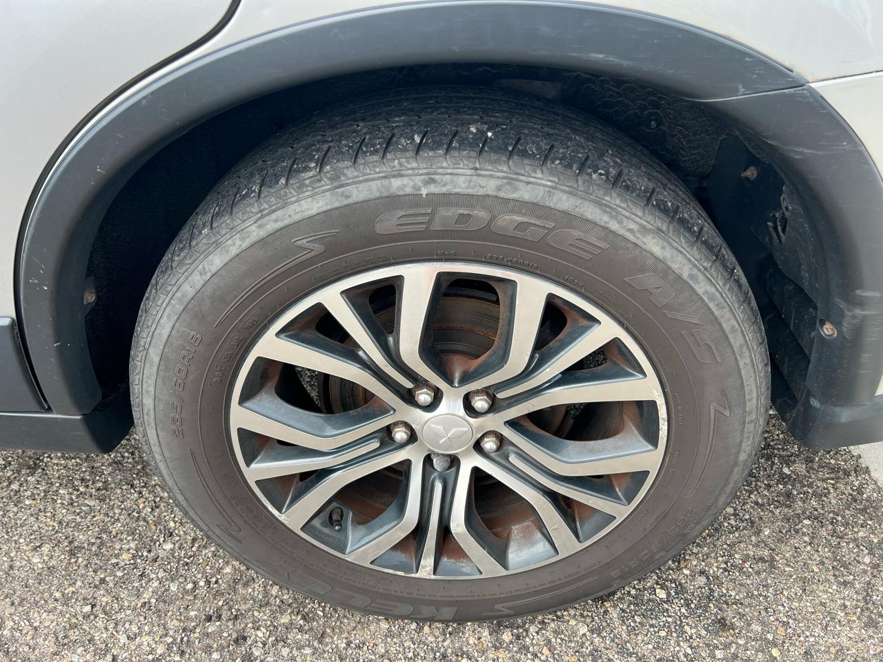 Mitsubishi Outlander ES 2WD 2018