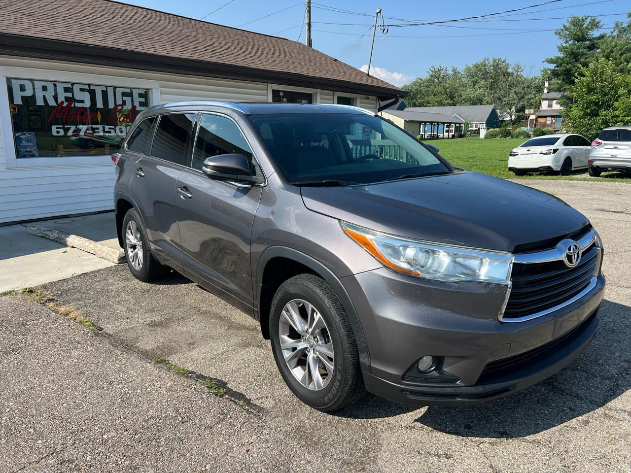 Toyota Highlander XLE AWD V6 2015