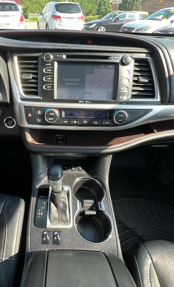 Toyota Highlander XLE AWD V6 2015