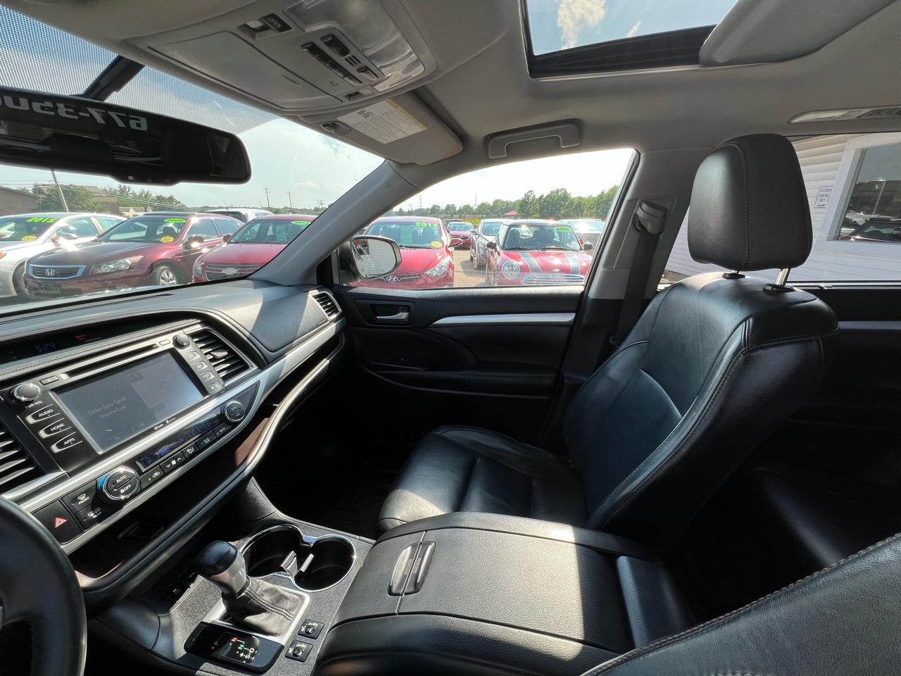 Toyota Highlander XLE AWD V6 2015