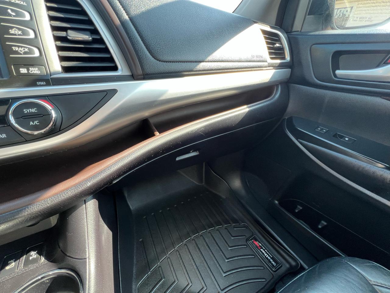 Toyota Highlander XLE AWD V6 2015