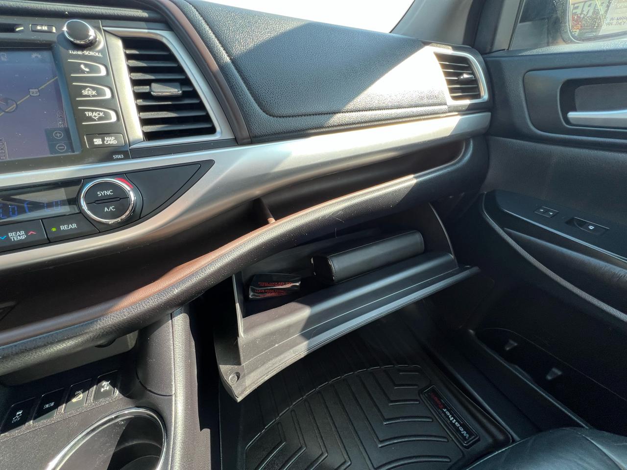 Toyota Highlander XLE AWD V6 2015