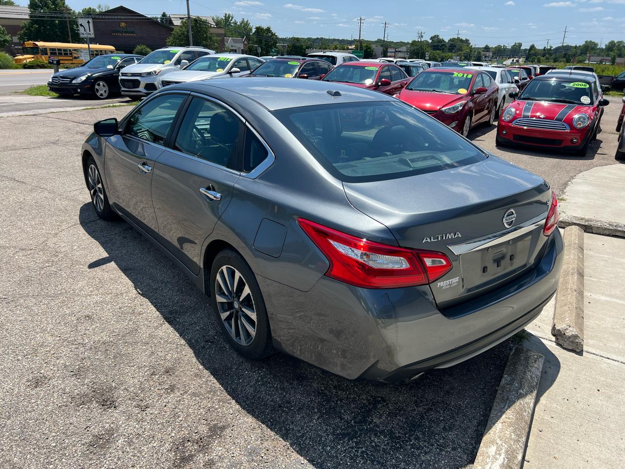 Nissan Altima 2.5 SR 2016