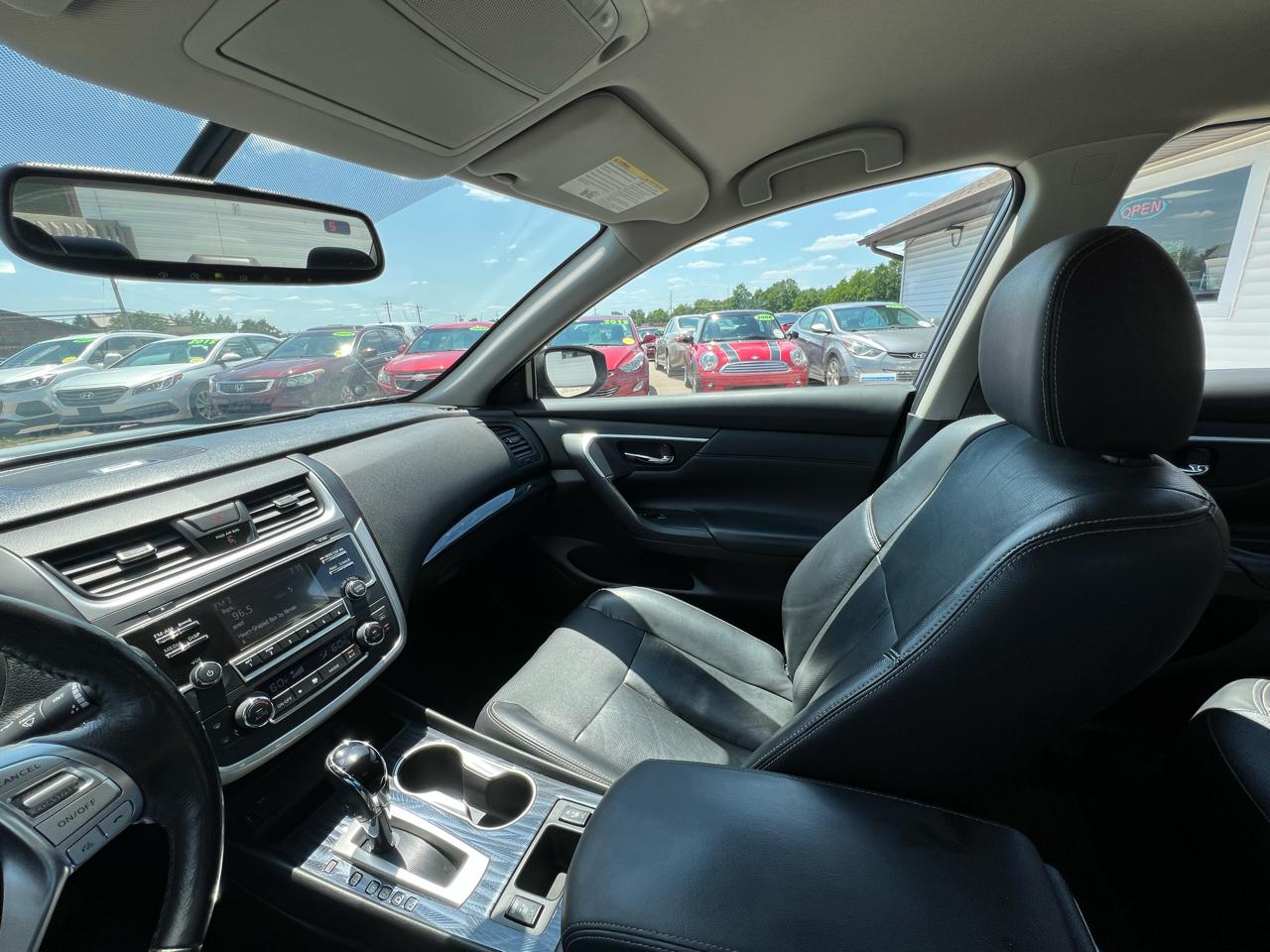 Nissan Altima 2.5 SR 2016