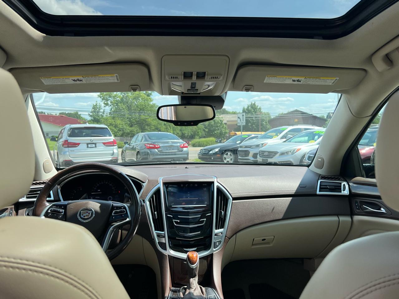 Cadillac SRX Luxury Collection FWD 2015