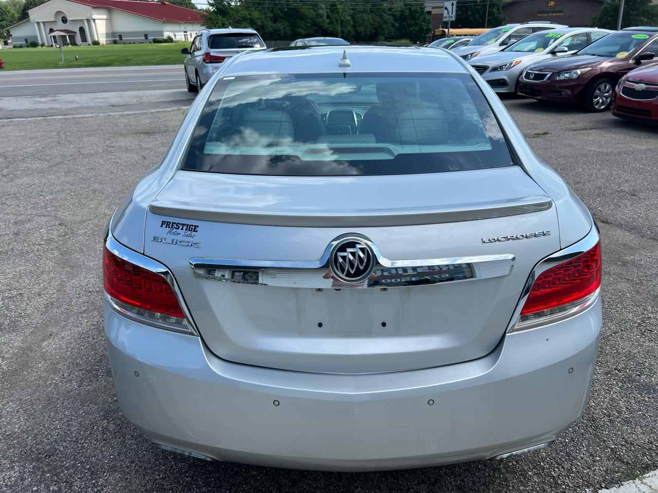 Buick LaCrosse Touring 2012